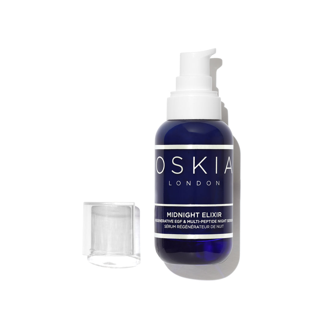 Serum z peptydami regeneruje i odmładza skórę podczas snu, stymulując produkcję kolagenu